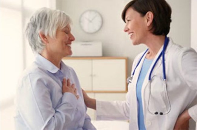 пациентка и онколог