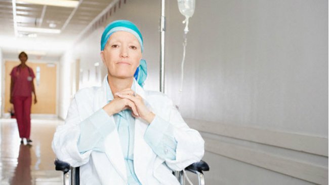 женщина после химиотерапии