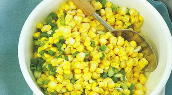 Медики указали на продукты, способные вызывать рак